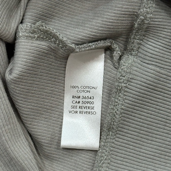 Calvin Klein Men’s Light Gray long sleeve button up 100% Cotton Top L - Picture 7 of 7